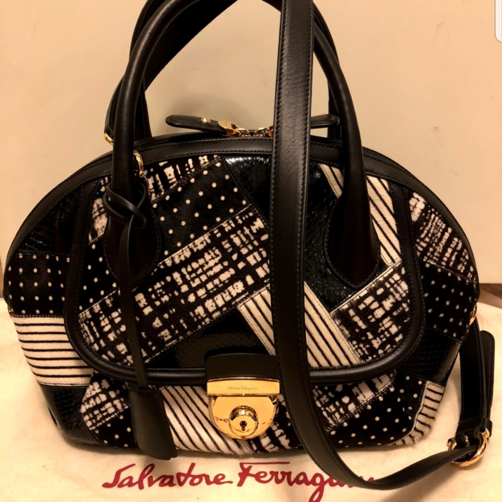 BNWOT Ferragamo bag! Stunning! Only 1 on Posh!